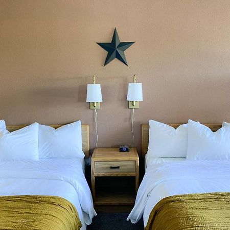 The Benson Motel - Benson, Mn - Us-12 Hwy 외부 사진